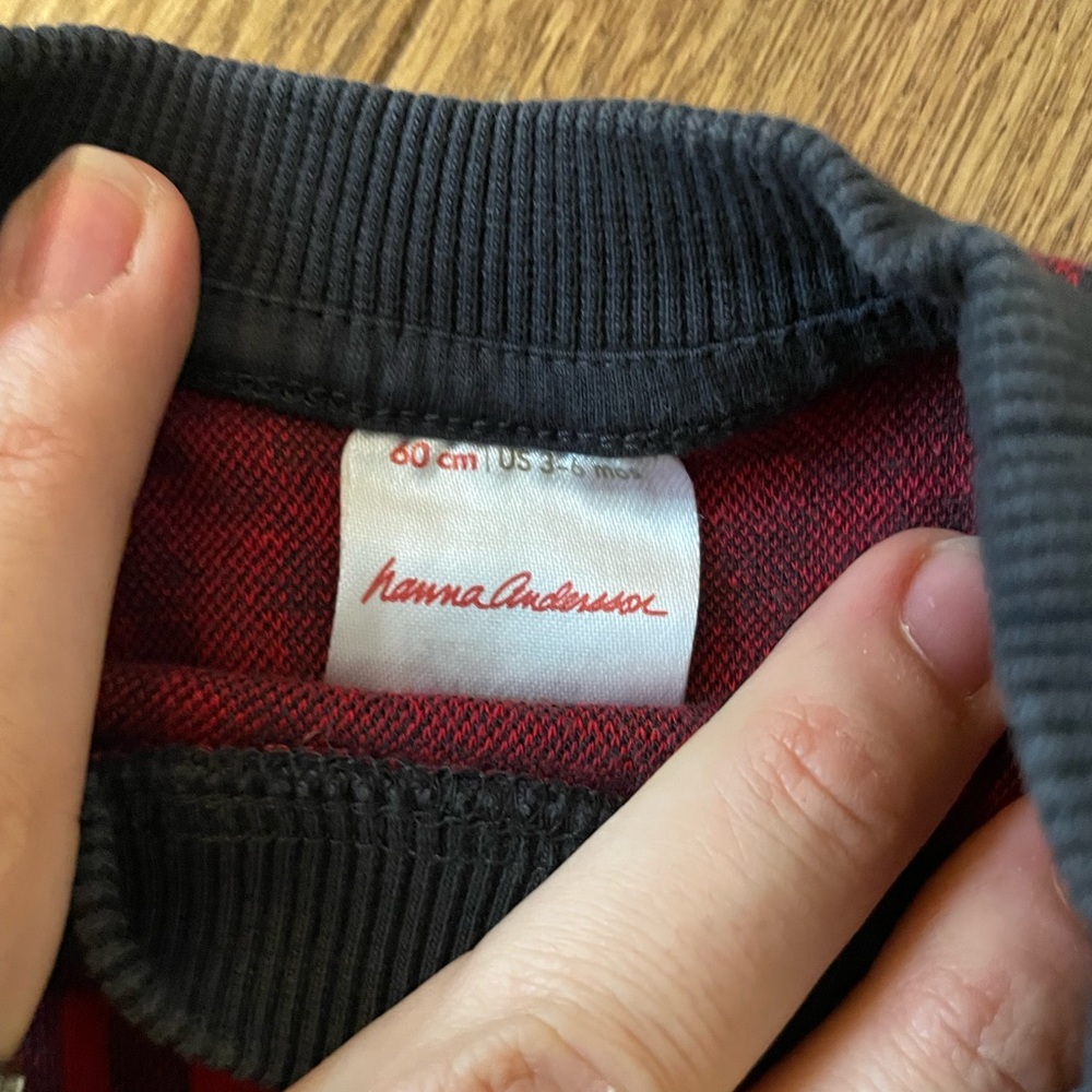 Hanna Andersson plaid sweatshirt. - Picture 2 of 2